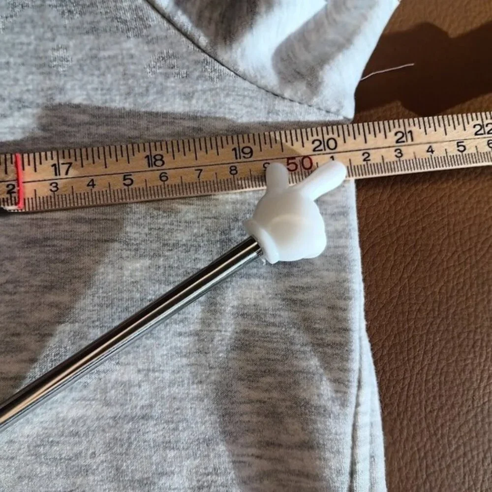 Lou & Grey Signature Soft Plush Light Gray Heathered Raglan Sweatshirt Size M - Picture 7 of 8